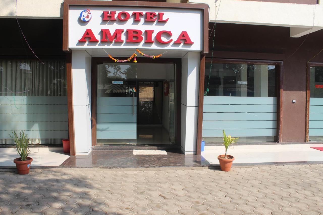 Hotel Ambica Daman Bagian luar foto
